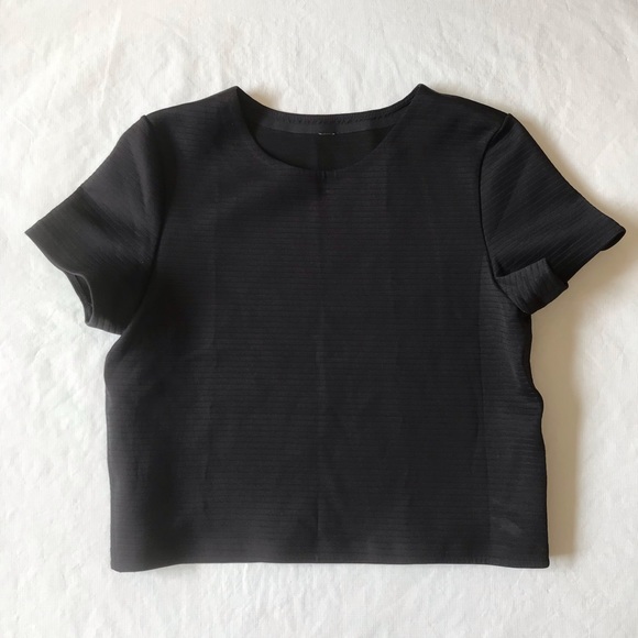 lululemon athletica Tops - Lululemon Shaped Sterling Black Short Sleeve Top
